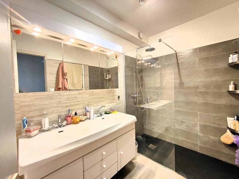 Maison ancienne - 169 m² - 7 pièces