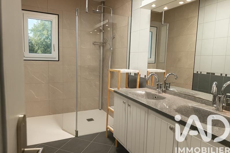 Maison - 115 m² - 6 pièces