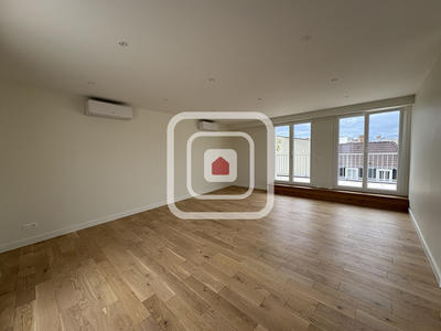 Appartement - 127 m² - 5 pièces