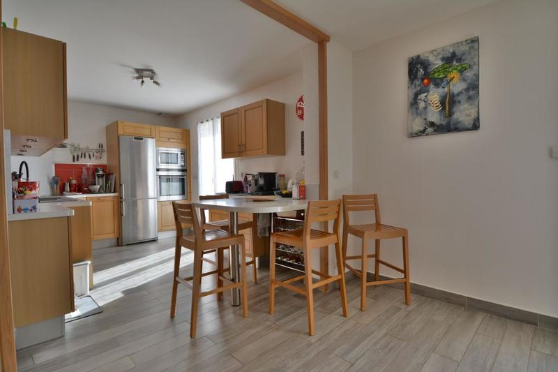Maison - 122 m² - 6 pièces