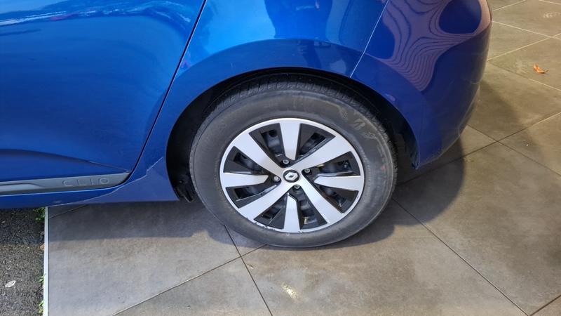 Renault Clio V Equilibre E-Tech full hybrid 145