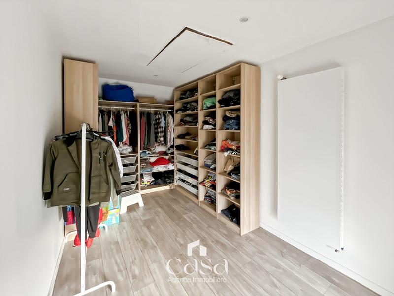 Maison - 166 m² - 6 pièces