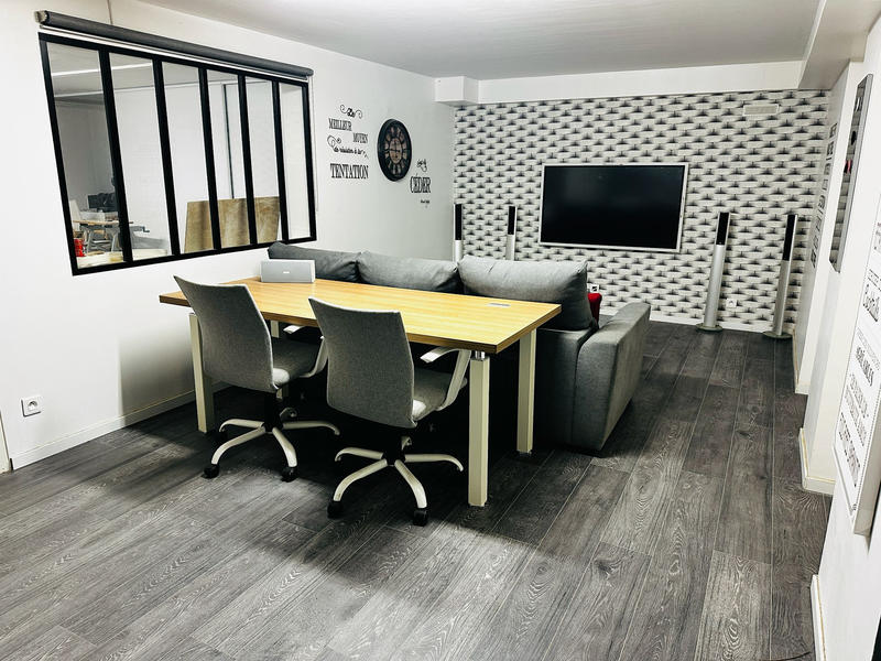 Maison - 196 m² - 8 pièces