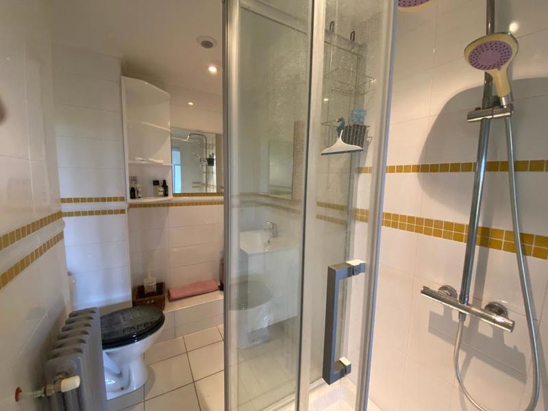 Maison - 244 m² - 7 pièces