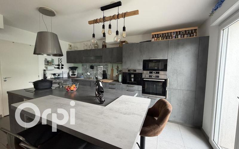 Maison - 92 m² - 4 pièces