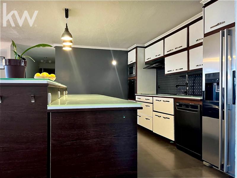 Duplex - 188 m² - 5 pièces