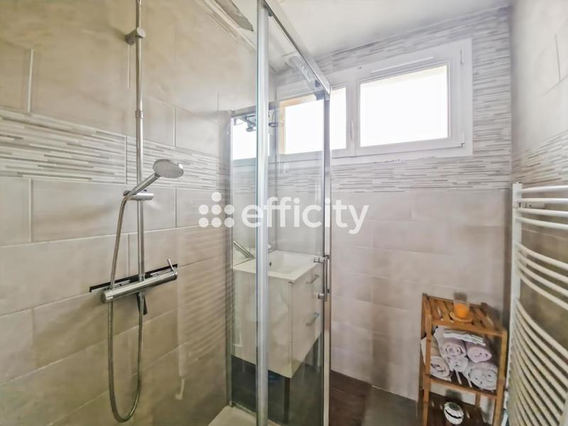 Maison de ville - 67 m² - 4 pièces