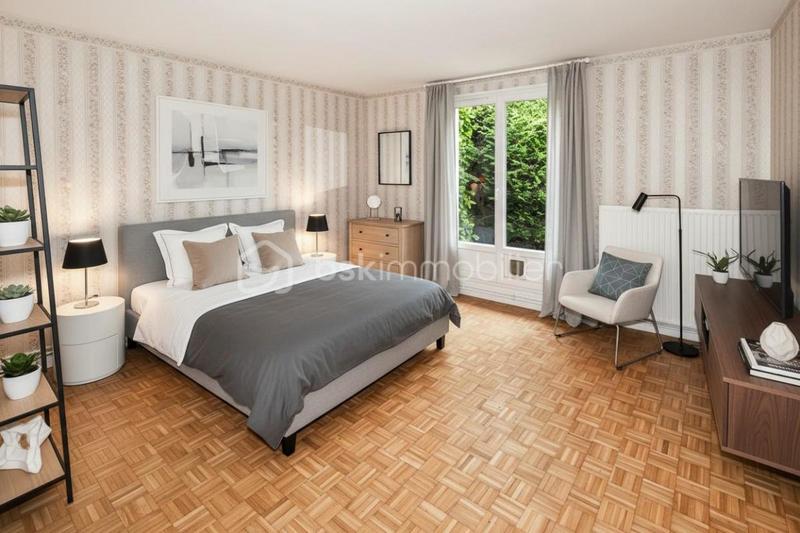 Maison - 151 m² - 6 pièces