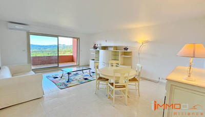 Appartement - 80 m² - 3 pièces