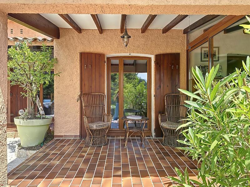 Villa - 215 m² - 7 pièces