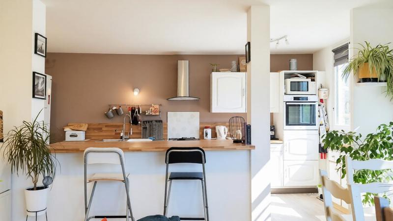 Appartement - 90 m² - 4 pièces