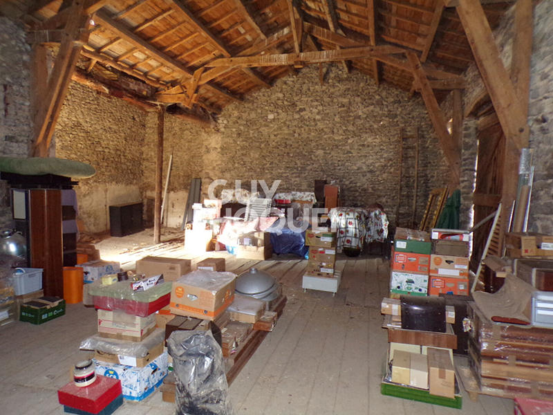 Maison - 297 m² - 4 pièces