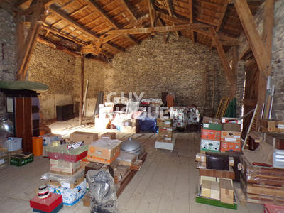 Maison - 297 m² - 4 pièces