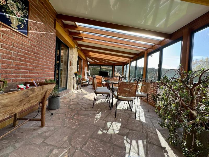 Maison - 172 m² - 5 pièces