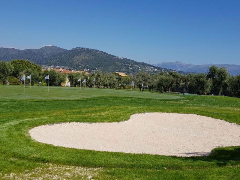 Penthouse - 99 m² - 3 pièces