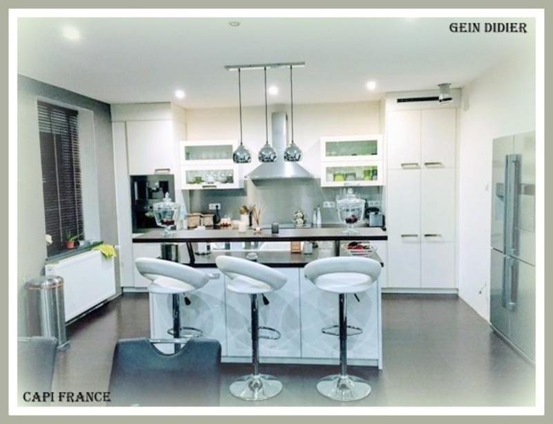 Maison - 194 m² - 9 pièces