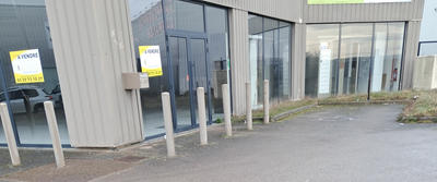 Local commercial - 1 043 m²