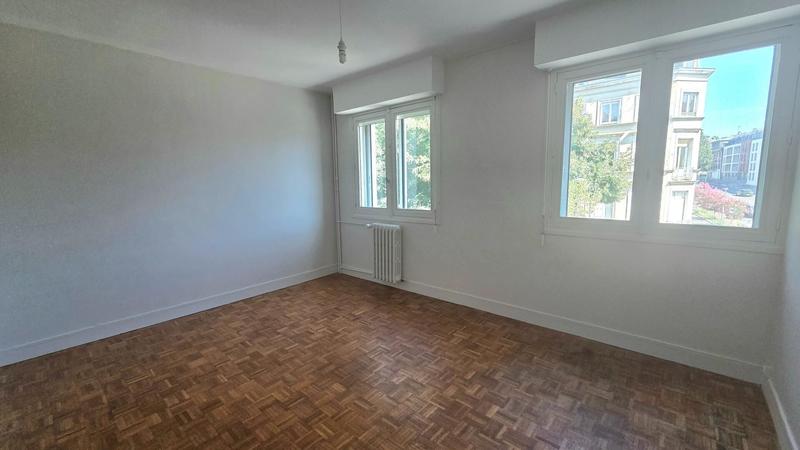 Appartement - 83 m² - 5 pièces