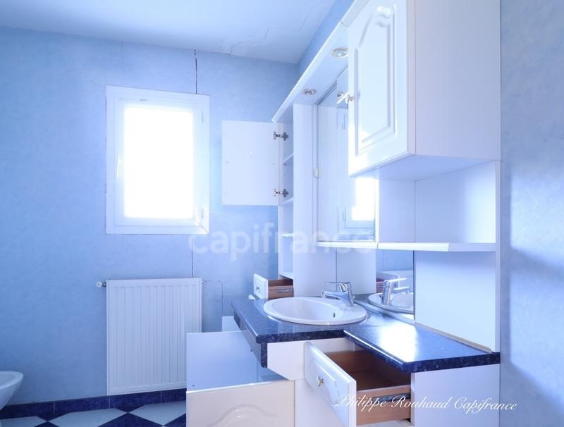 Maison - 92 m² - 8 pièces