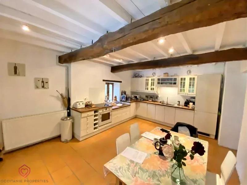 Maison - 160 m² - 5 pièces