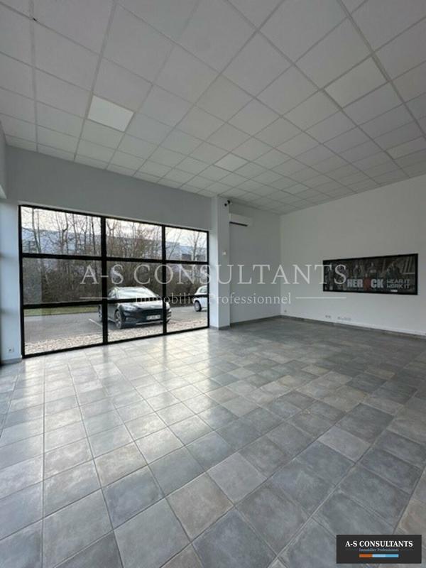 Local commercial - 178 m²