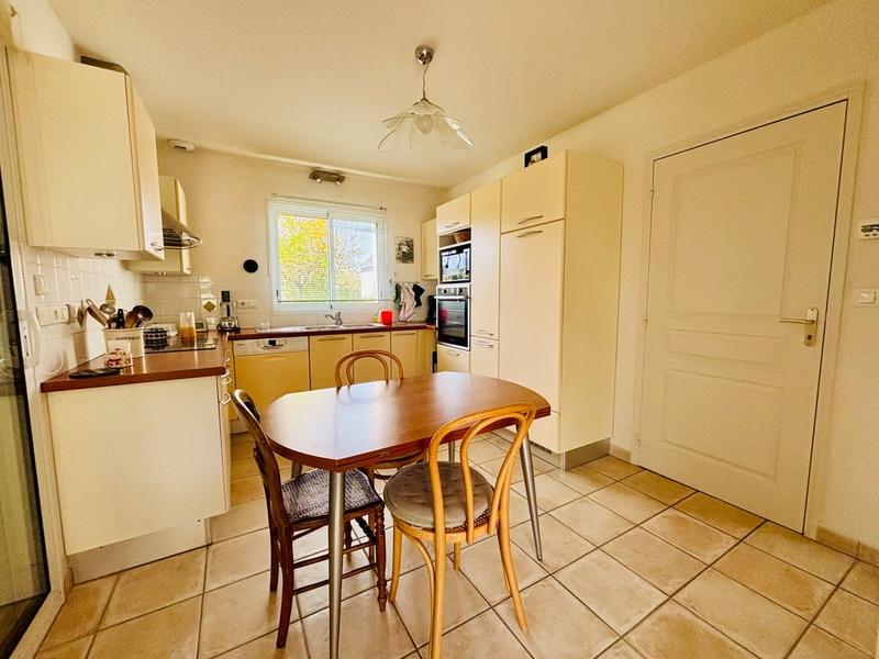 Maison - 146 m² - 5 pièces