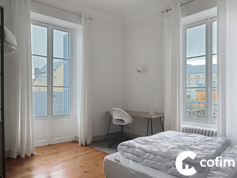 Maison - 380 m² - 14 pièces