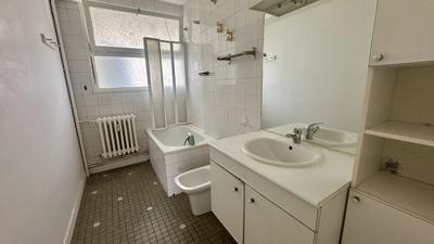 Appartement ancien - 63 m² - 3 pièces