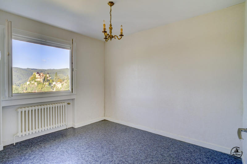 Villa - 175 m² - 8 pièces