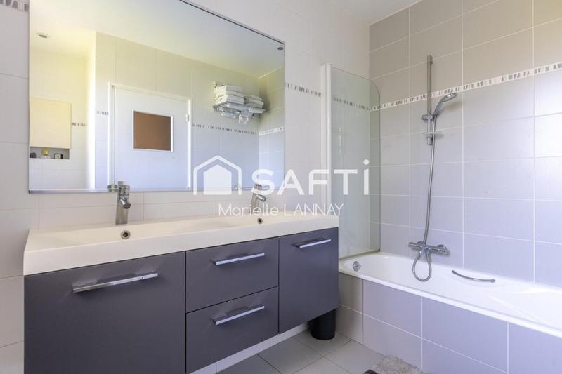 Villa - 160 m² - 6 pièces