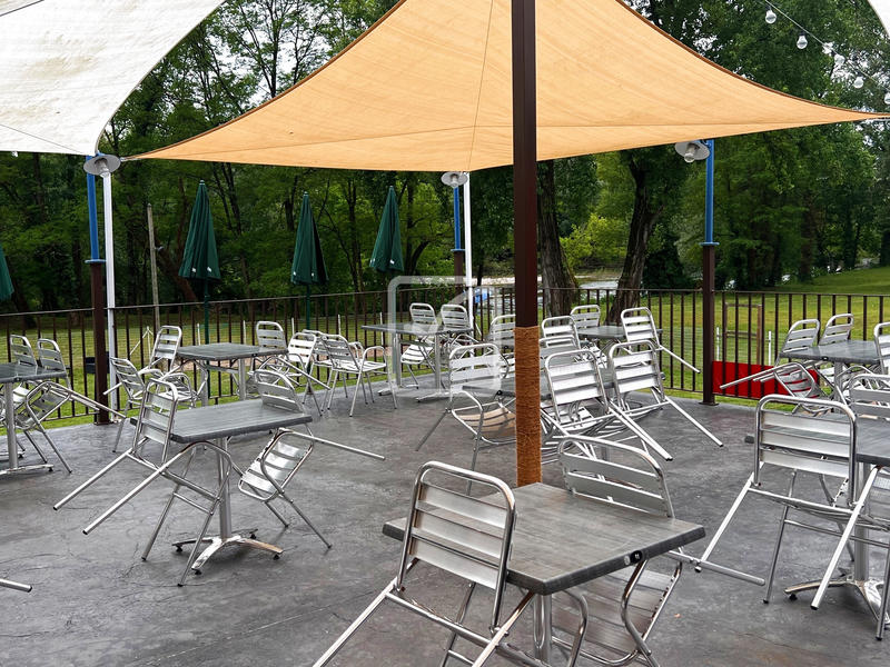 Maison - 418 m² - 20 pièces