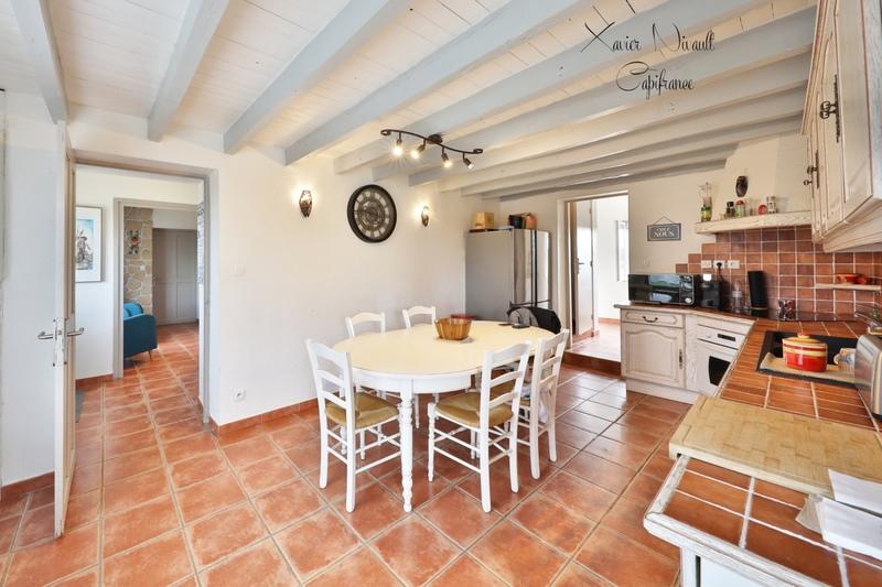 Maison - 291 m² - 10 pièces