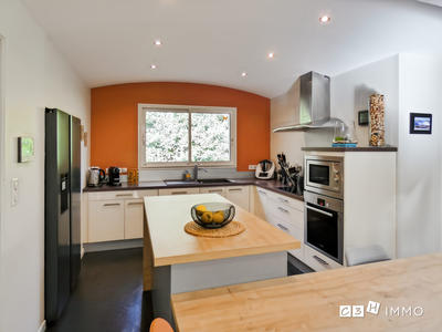 Villa - 140 m² - 6 pièces