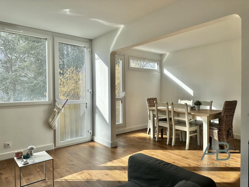 Appartement - 60 m² - 2 pièces