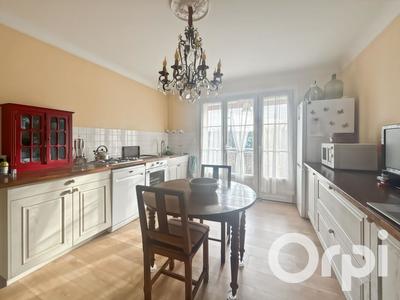 Maison - 110 m² - 4 pièces