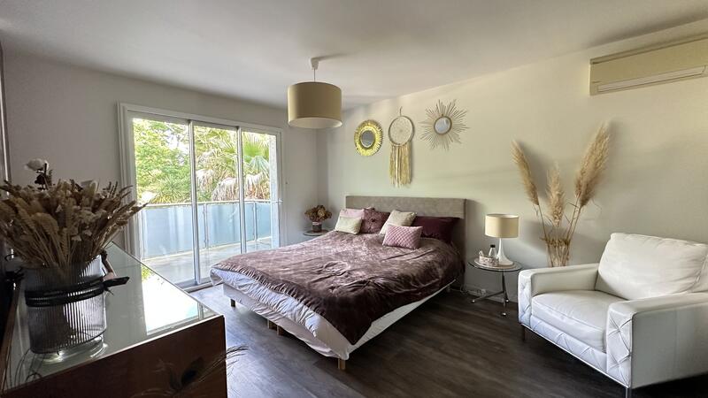 Maison d'architecte - 310 m² - 9 pièces