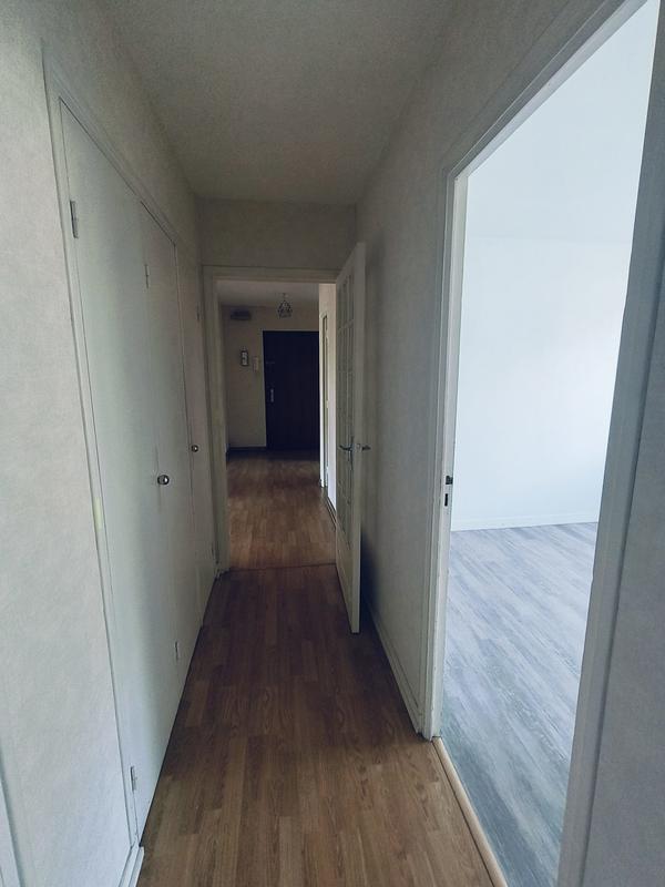 Appartement - 86 m² - 4 pièces