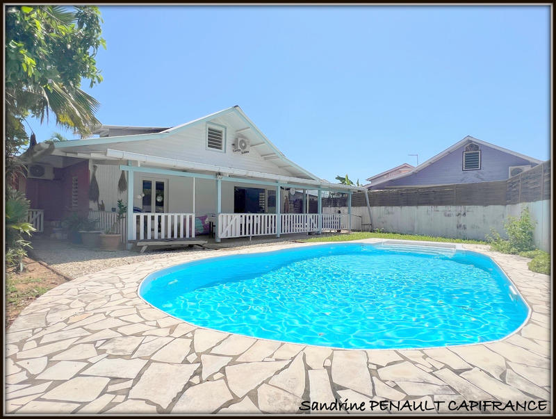 Maison - 130 m² - 5 pièces