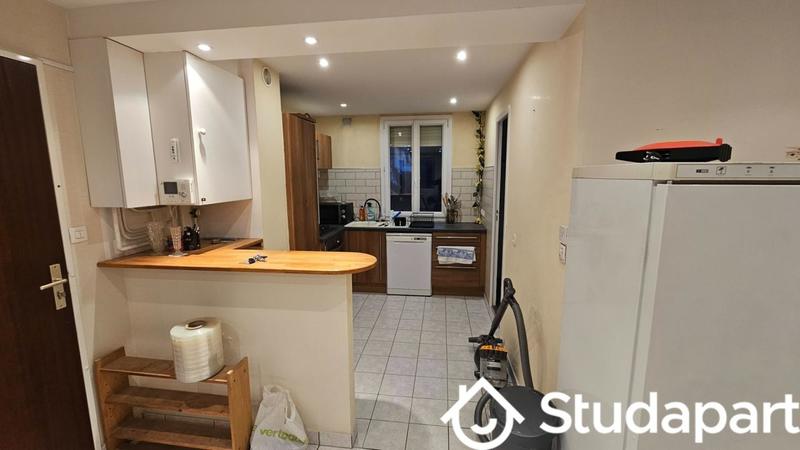 Chambre - 12 m² - 1 pièce