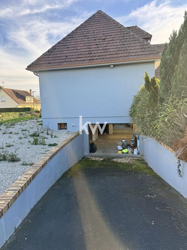 Maison - 148 m² - 6 pièces