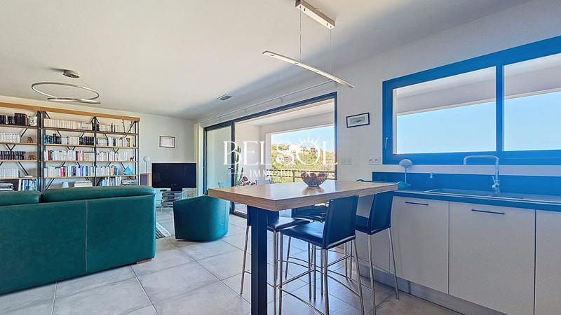 Maison contemporaine - 160 m² - 4 pièces