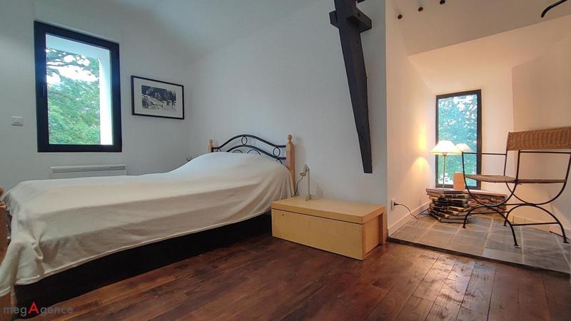 Maison - 340 m² - 17 pièces