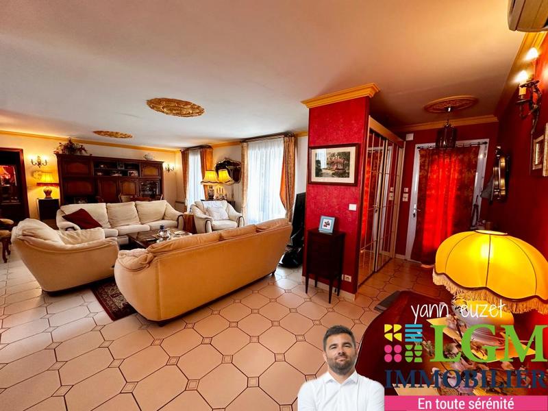 Maison - 123 m² - 4 pièces