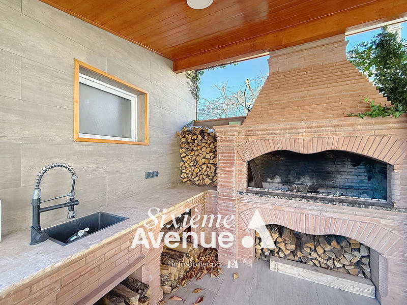 Maison - 181 m² - 7 pièces