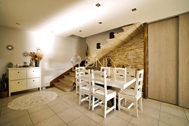 Maison de ville - 86 m² - 4 pièces