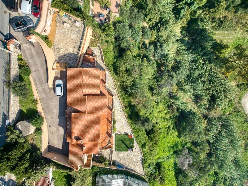 Villa - 424 m² - 12 pièces