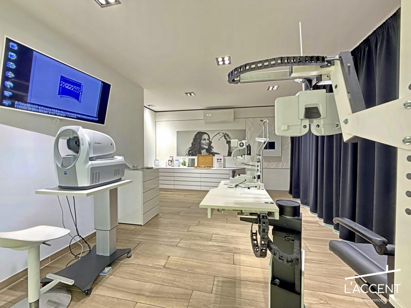 Local commercial - 230 m²