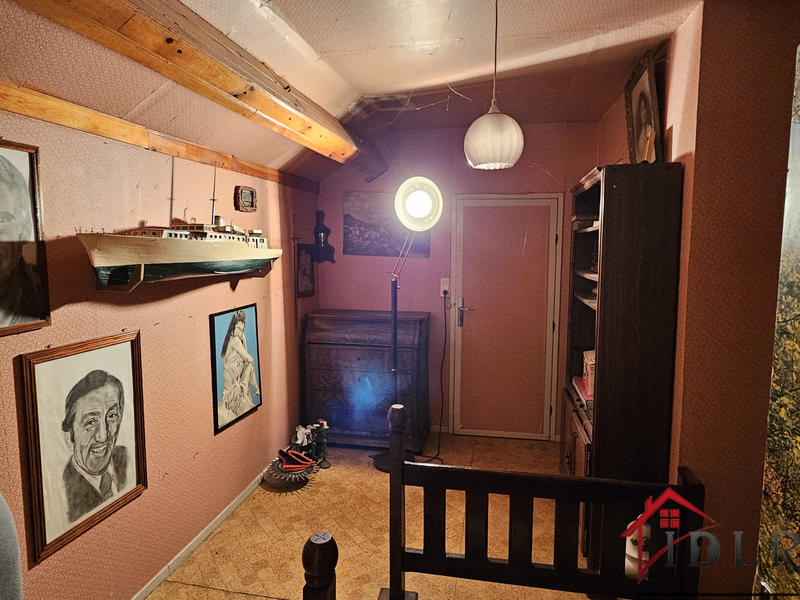 Maison - 102 m² - 6 pièces