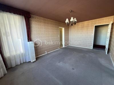 Appartement - 77 m² - 4 pièces