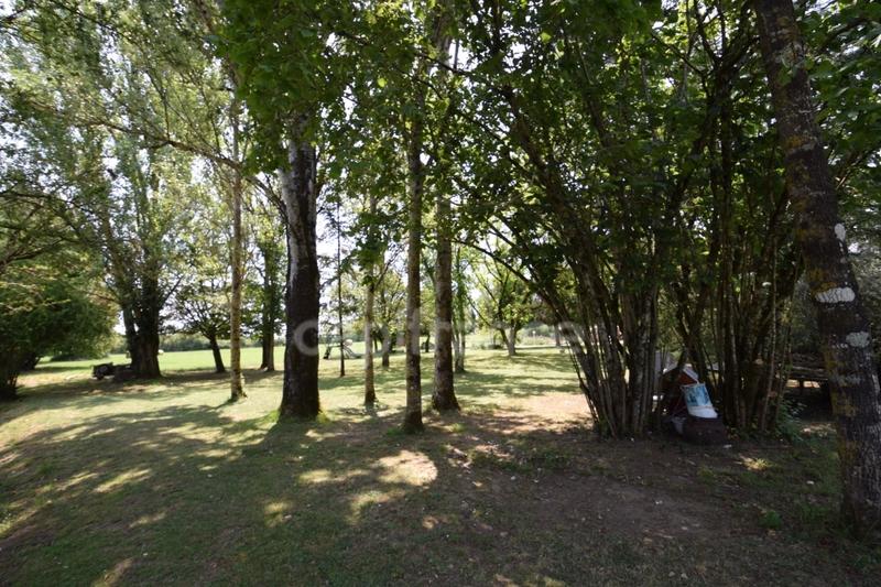 Maison - 217 m² - 6 pièces